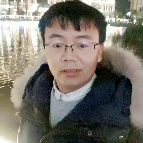 90后笨小孩的照片