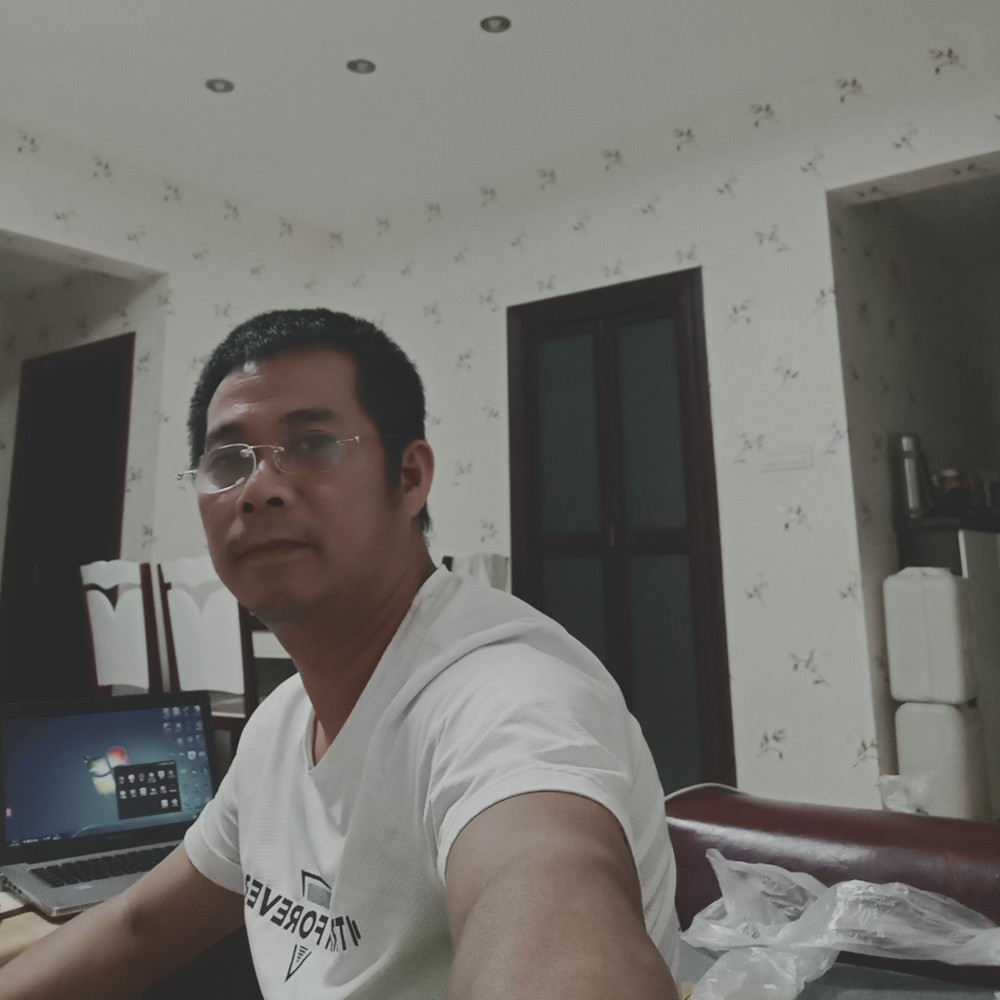 白云愿贪玩的照片