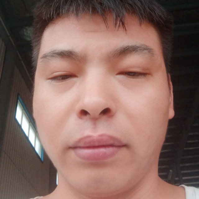 胡润辉的照片