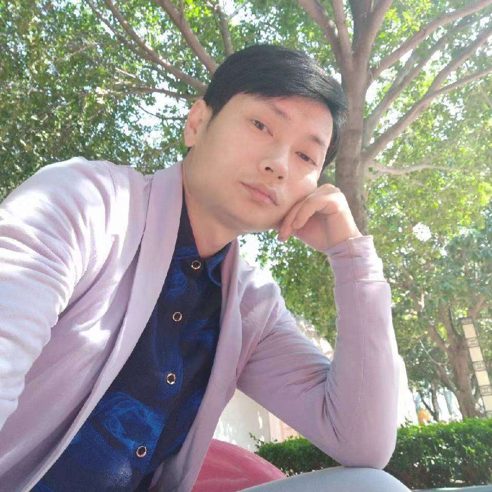 隐形蹁跹的照片