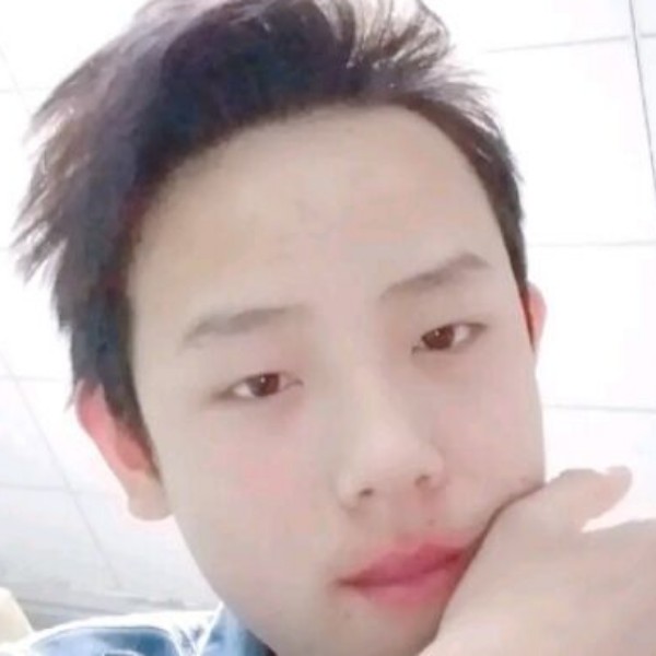 听话还枕头的照片