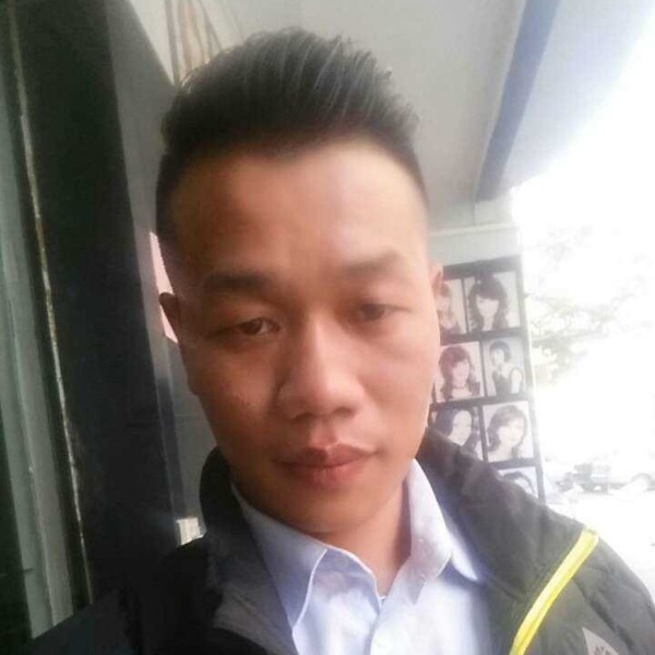 漠然就冬耀的照片