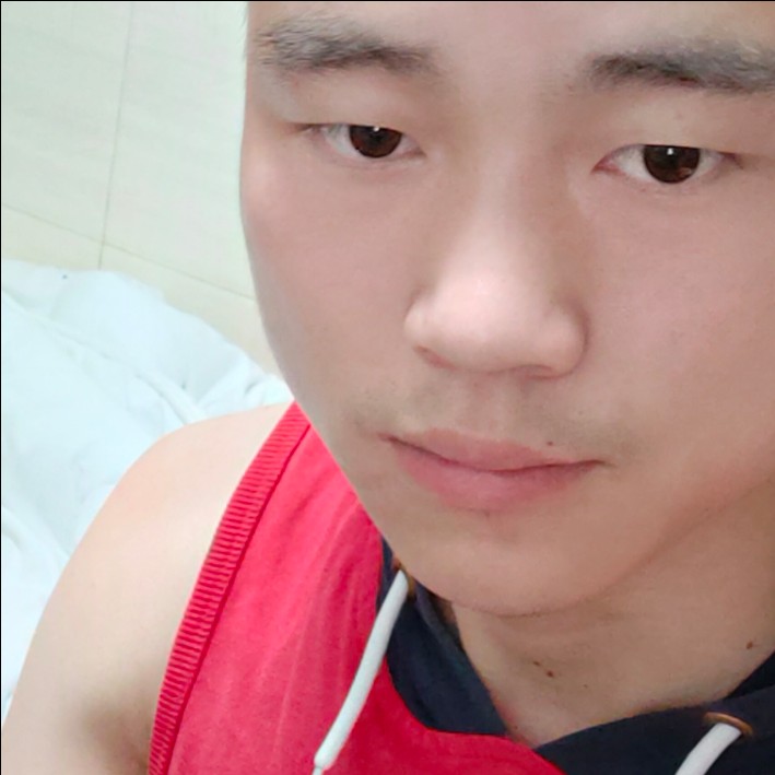 灯泡笑纯真的照片