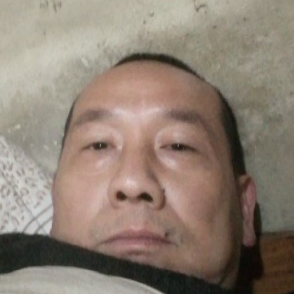 深情和青衣的照片