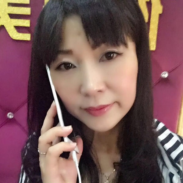 韩姿的照片