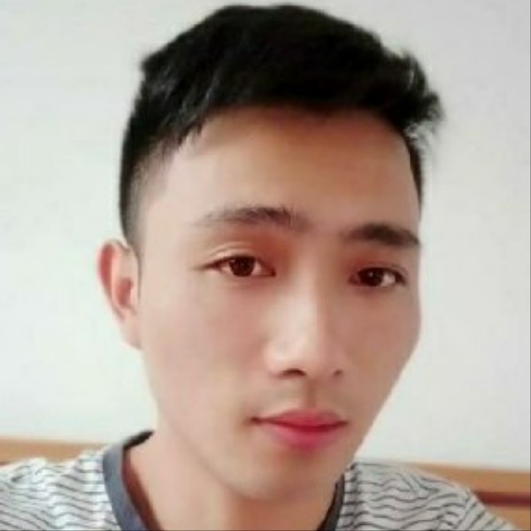 严飞飞的照片