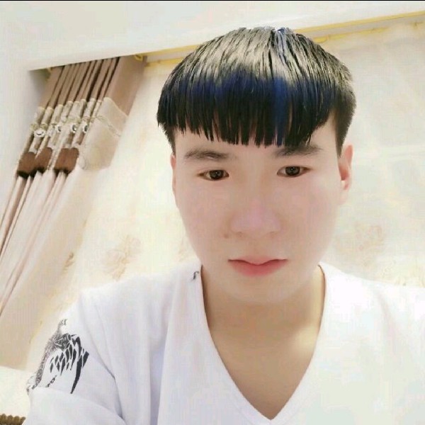 细腻红牛的照片
