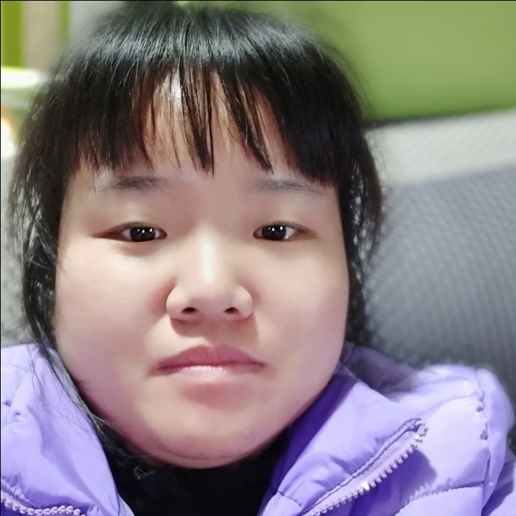 邓淞匀的照片