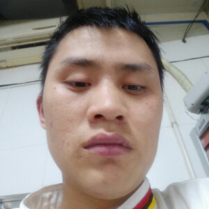 天空的月亮的月亮的照片