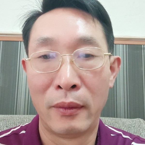 陈桂昌的照片
