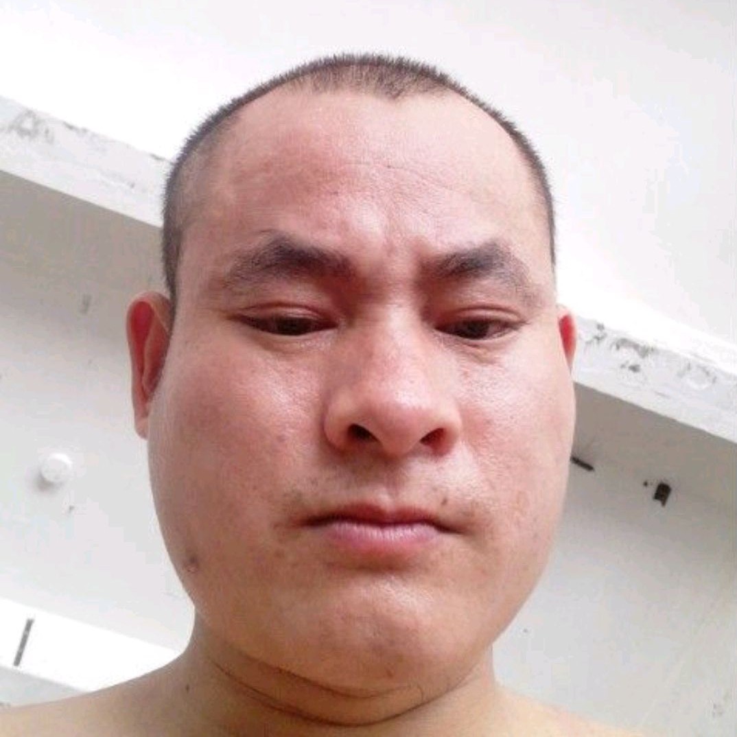 韦泽芳的照片