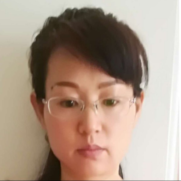 冒烟冰淇淋的照片