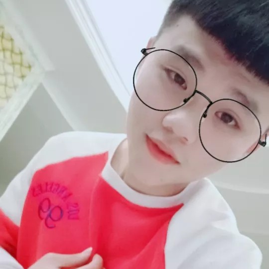 细腻冷眸的照片