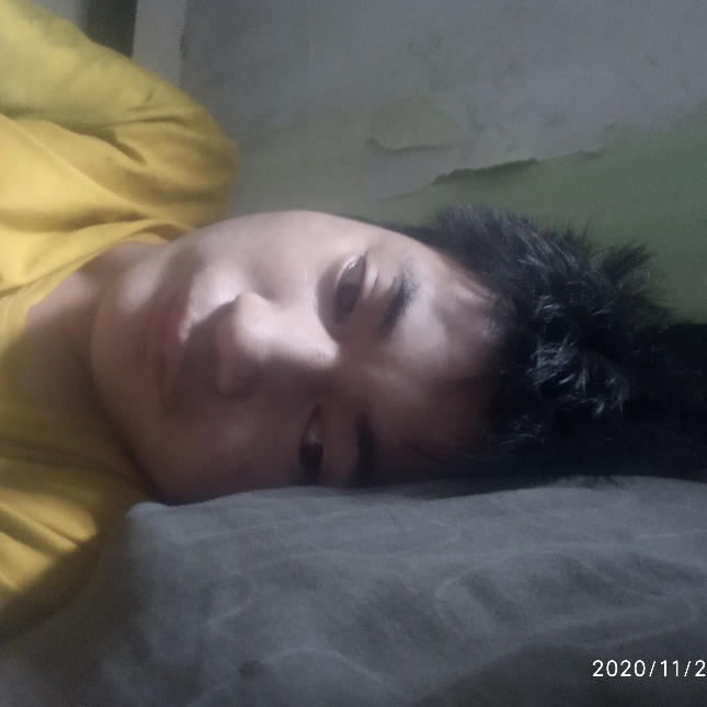 发箍泪了迷路的照片