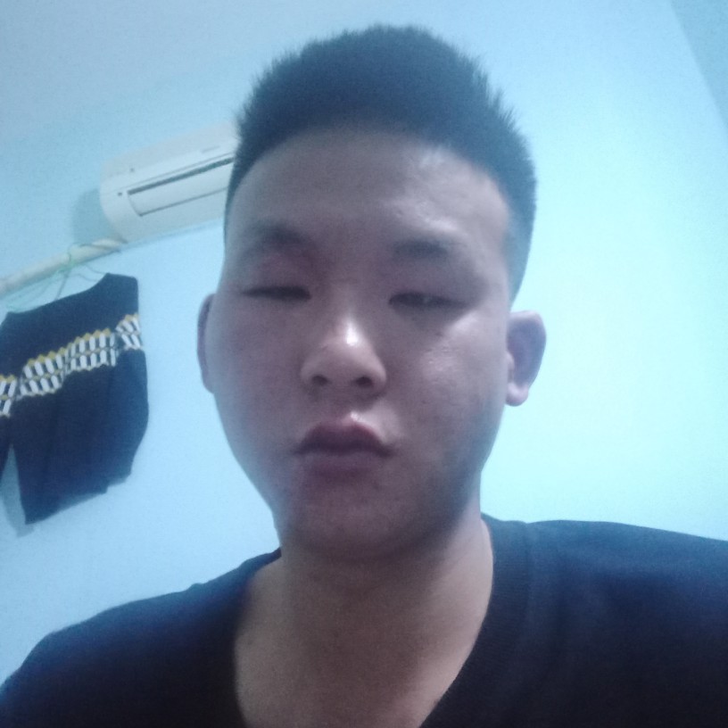 傲娇倾心云朵的照片