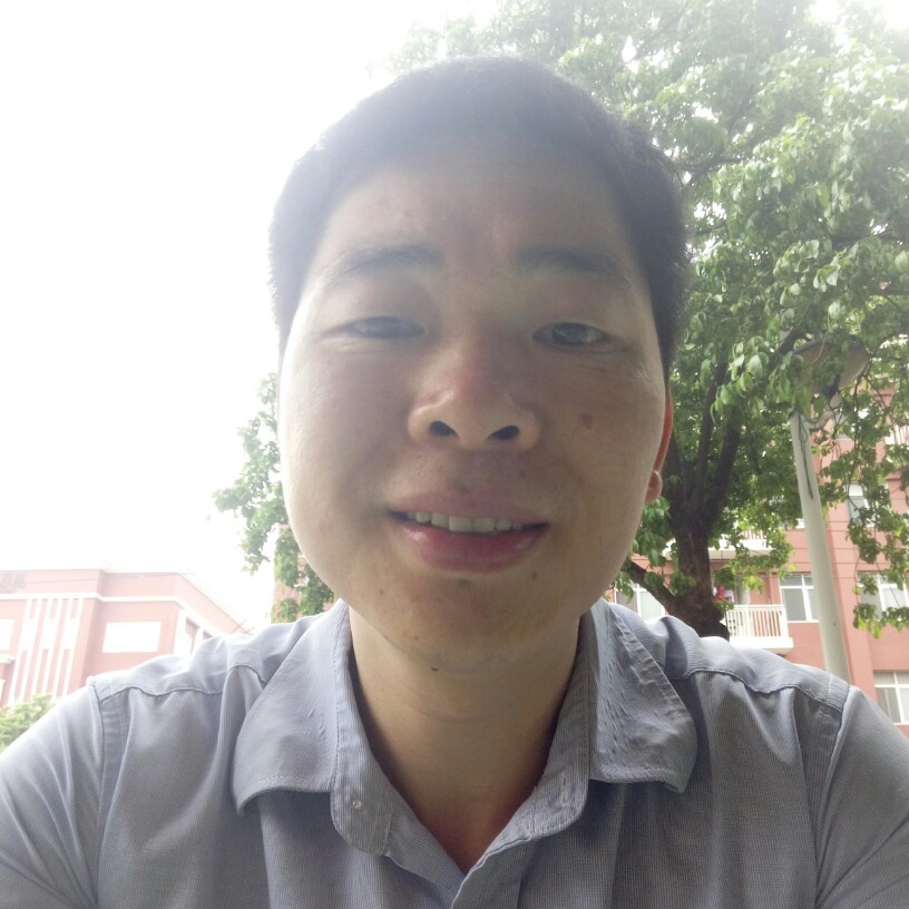 坏坏的大灰狼的照片