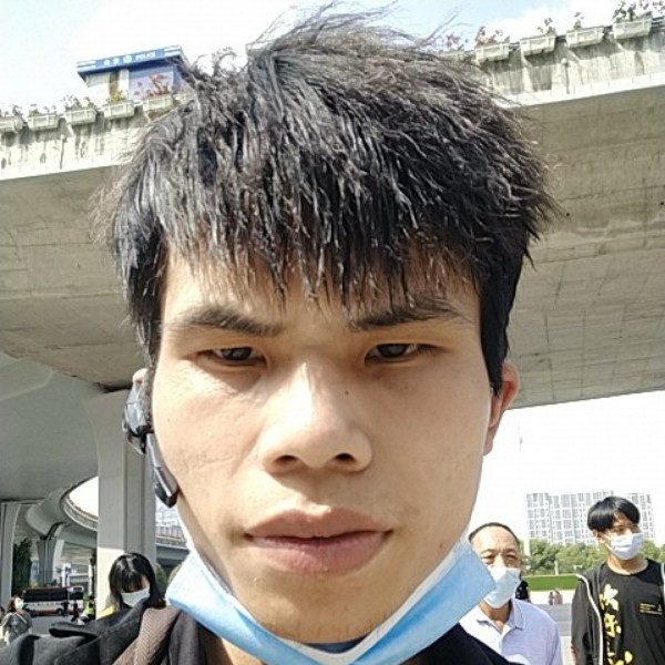 江子豪的照片