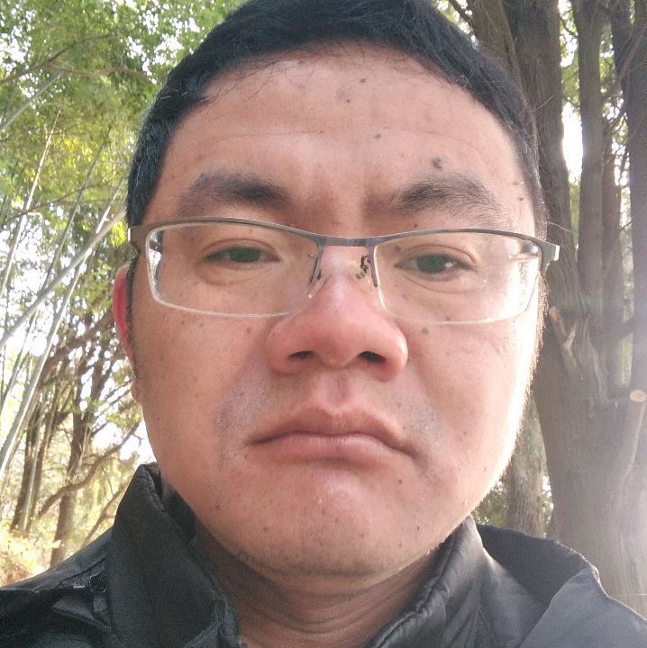 大香肠叔叔的照片