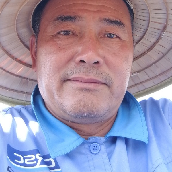 浮波深拥神勇的照片
