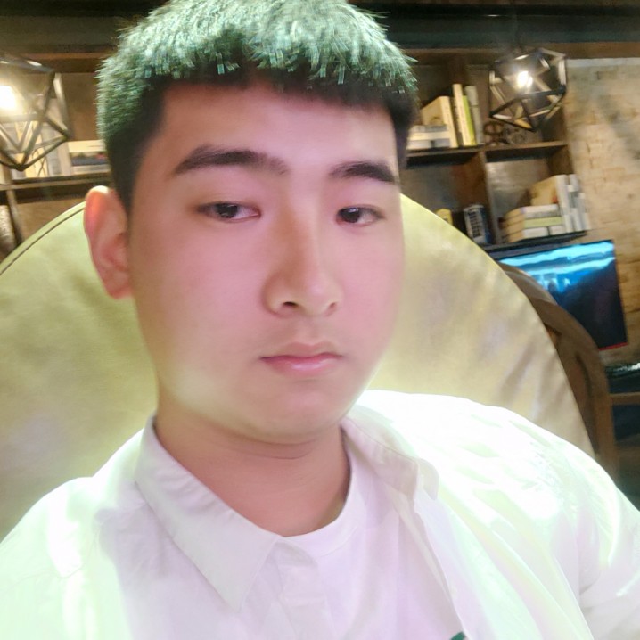 池鱼丶故渊的照片
