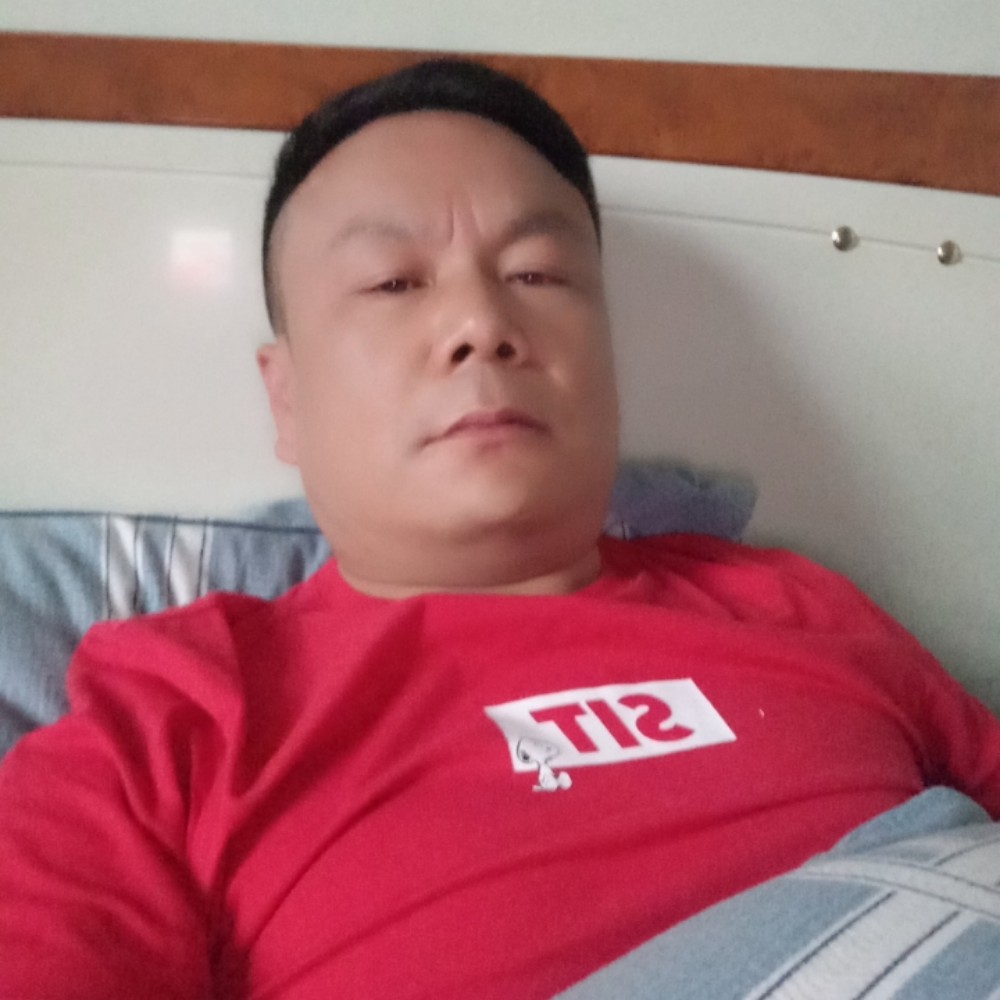 帅哥乐观的照片