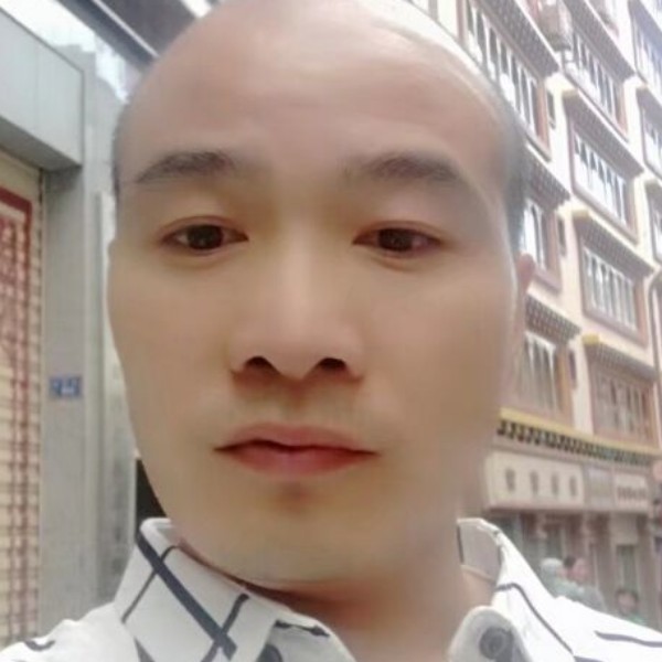 矜柔闻怡然的照片
