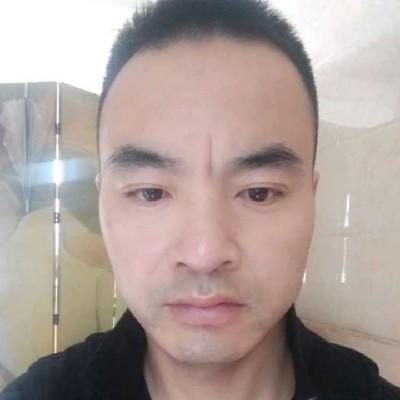 内向漫步醉月的照片