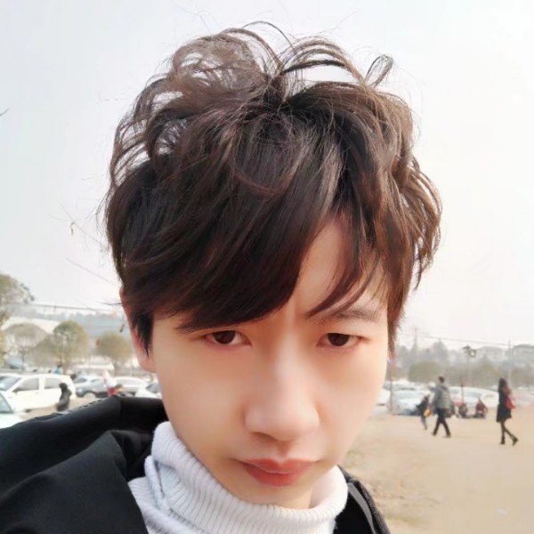 杨天浩的照片