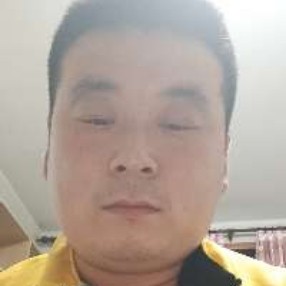 亲爱的回首灯泡的照片