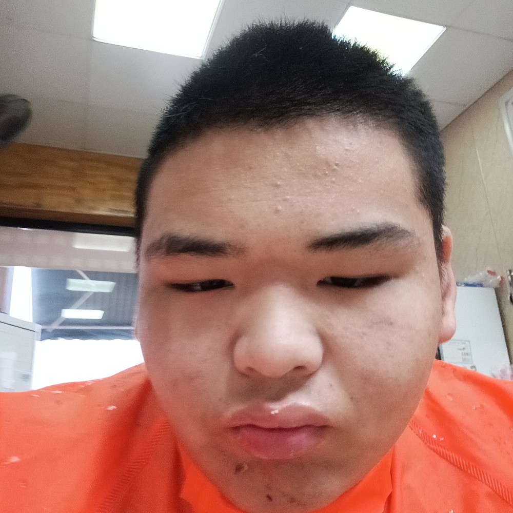 奋斗爱柜子的照片