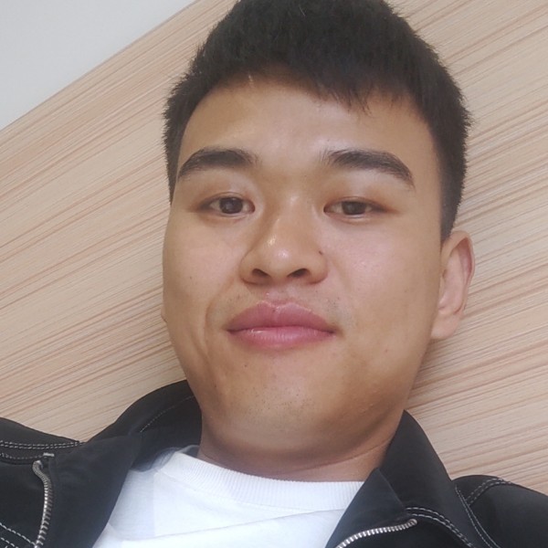 柒先笙的照片