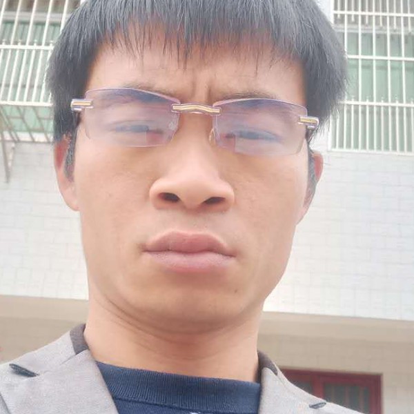 若溪虚心的照片