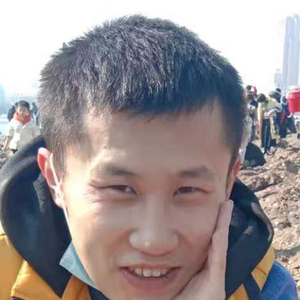 e李建成的照片
