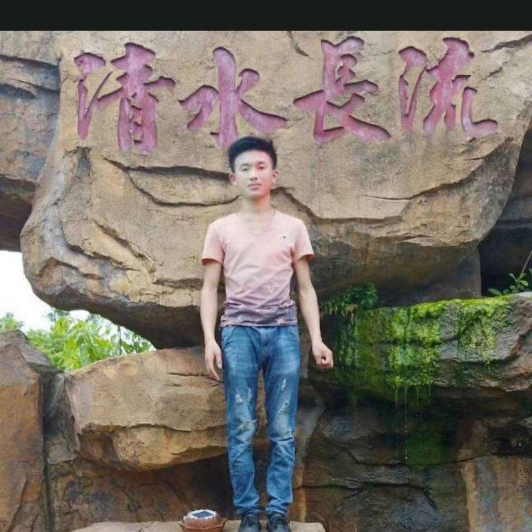 毛衣爱恋忧伤的照片