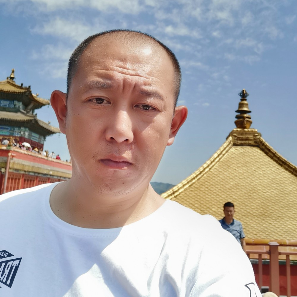 亡口月贝凡的照片