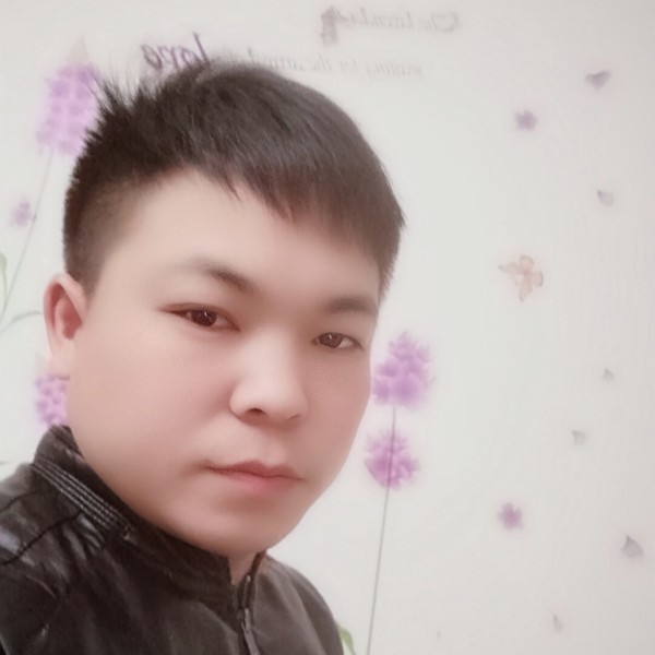 转身说爱我的照片