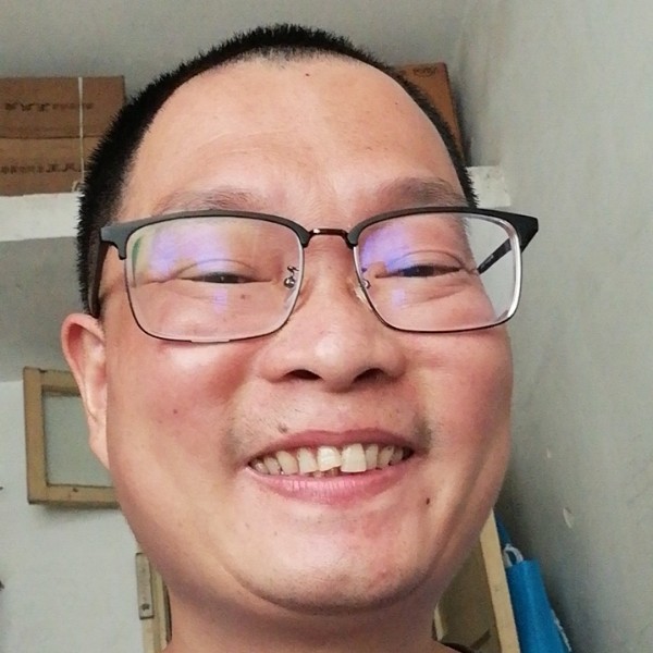 李堂委的照片