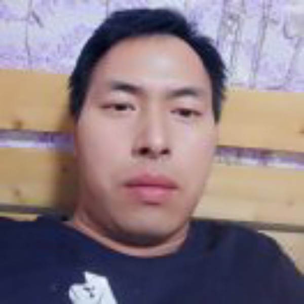 地道的好男人。的照片
