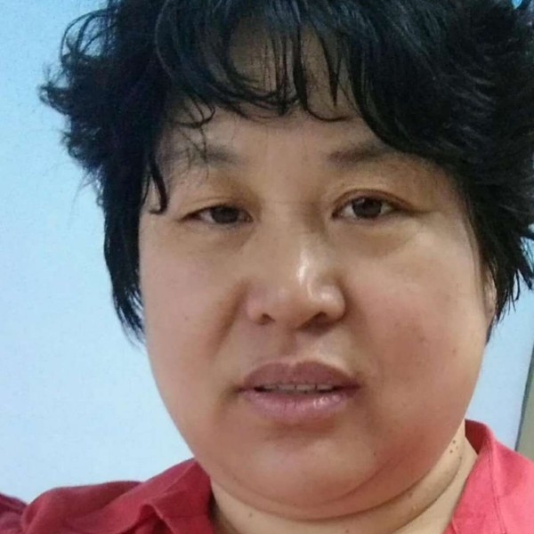 黛儿勤劳的照片