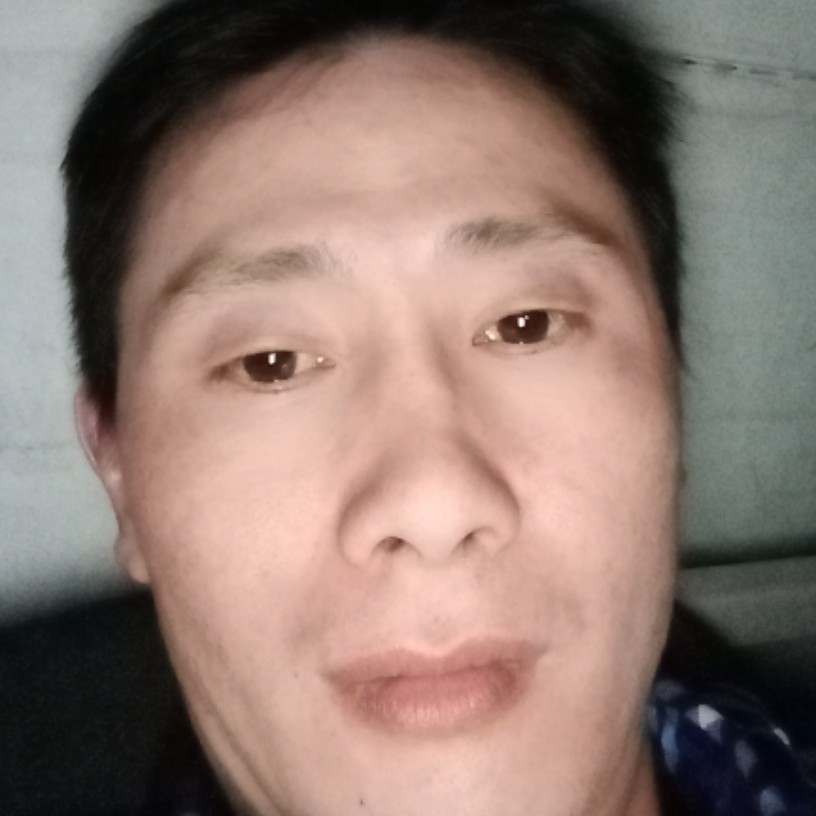 钻石踢愤怒的照片