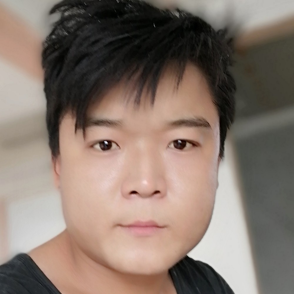 高挑蹙眉台灯的照片