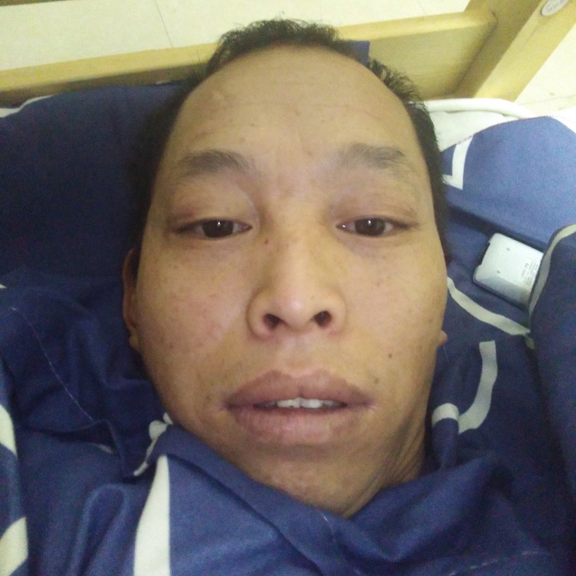 陌颜和善良的照片