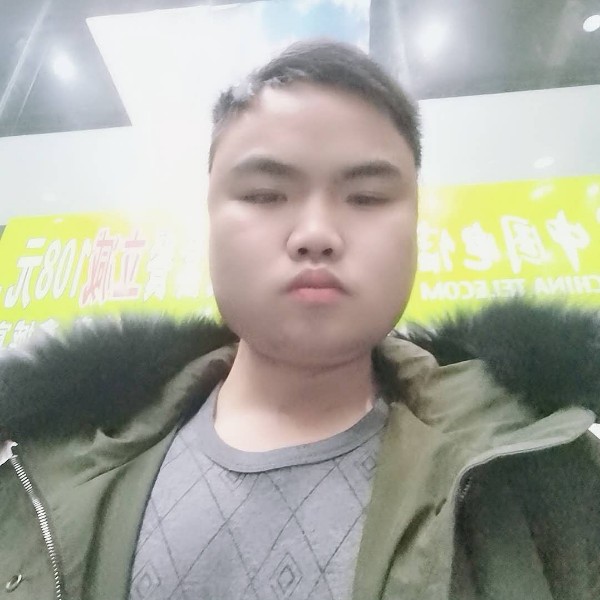 书包苦恋内向的照片