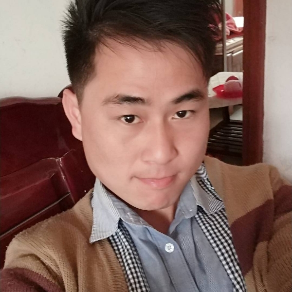 白恩的照片