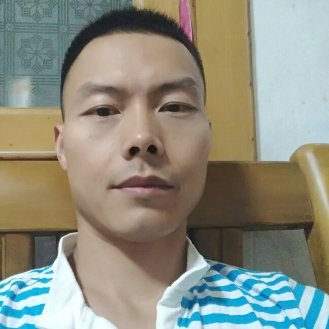 馒小牛的照片