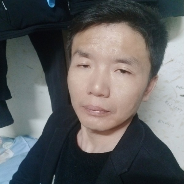黑夜的炙热的照片