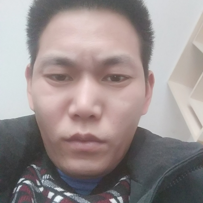 忧虑爱恋灯泡的照片