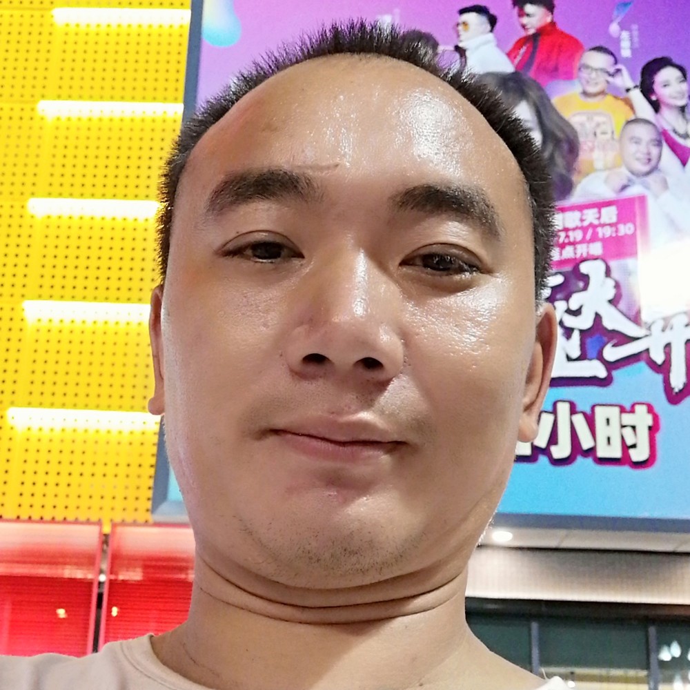 小鸭子向单纯的照片
