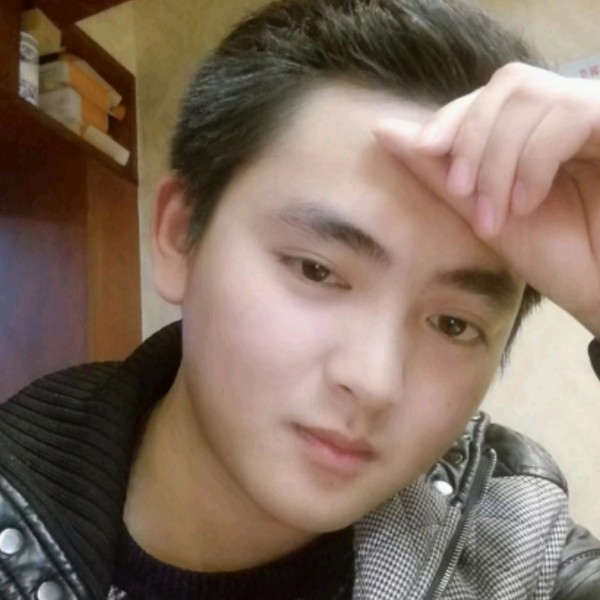 清晨一缕阳光暖心的照片
