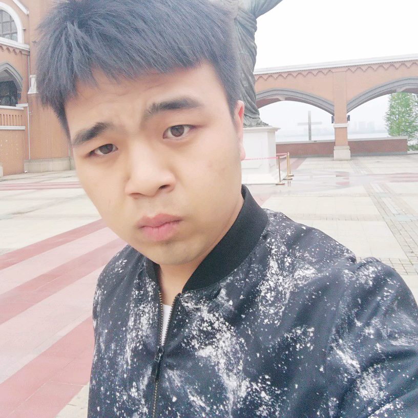 小哥哥爱小姐姐的照片